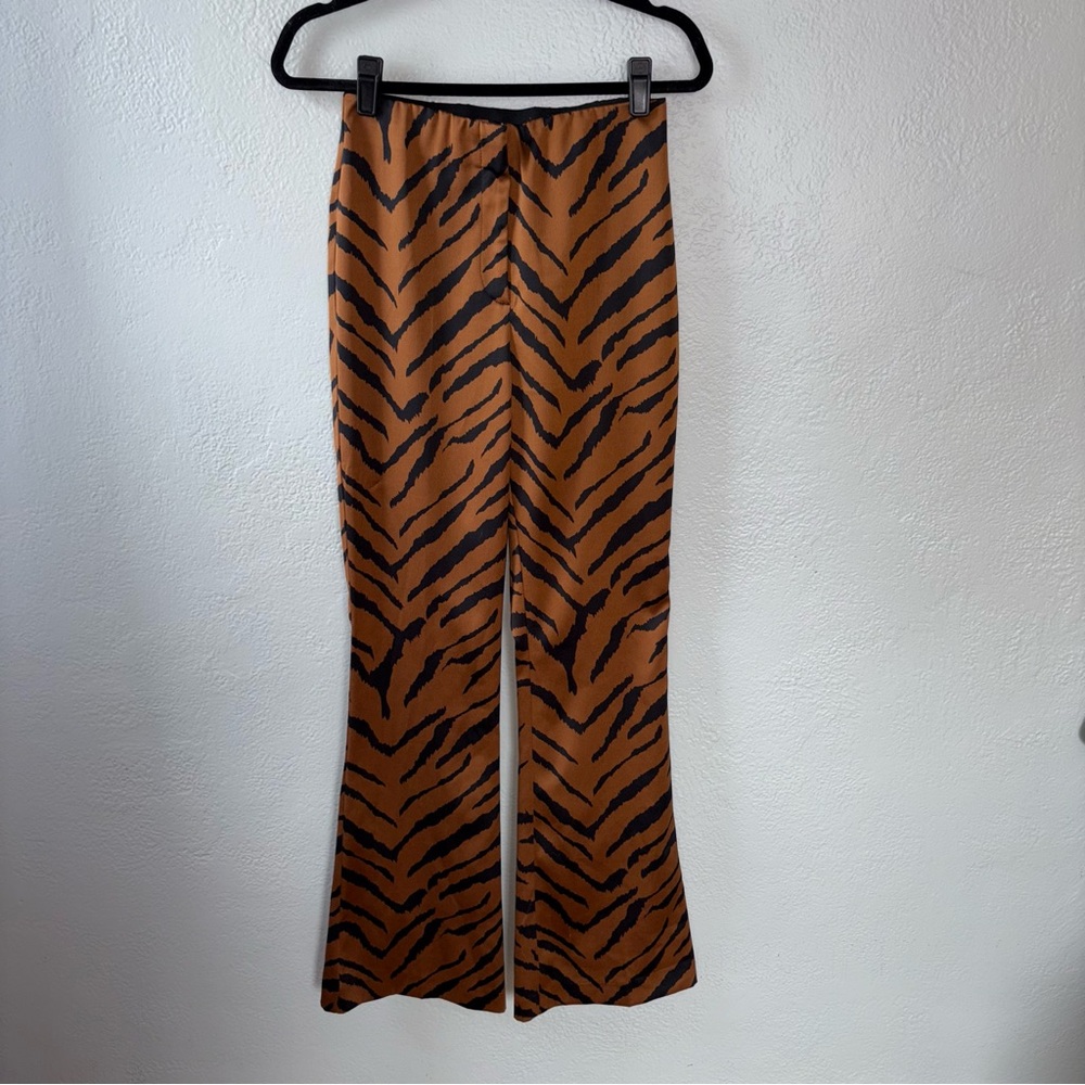 Zara Brown and Black Animal Print high waisted Flare Pants sz medium